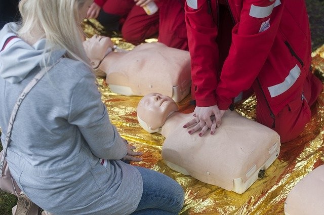 Základy první pomoci se zaměřením na sociální služby